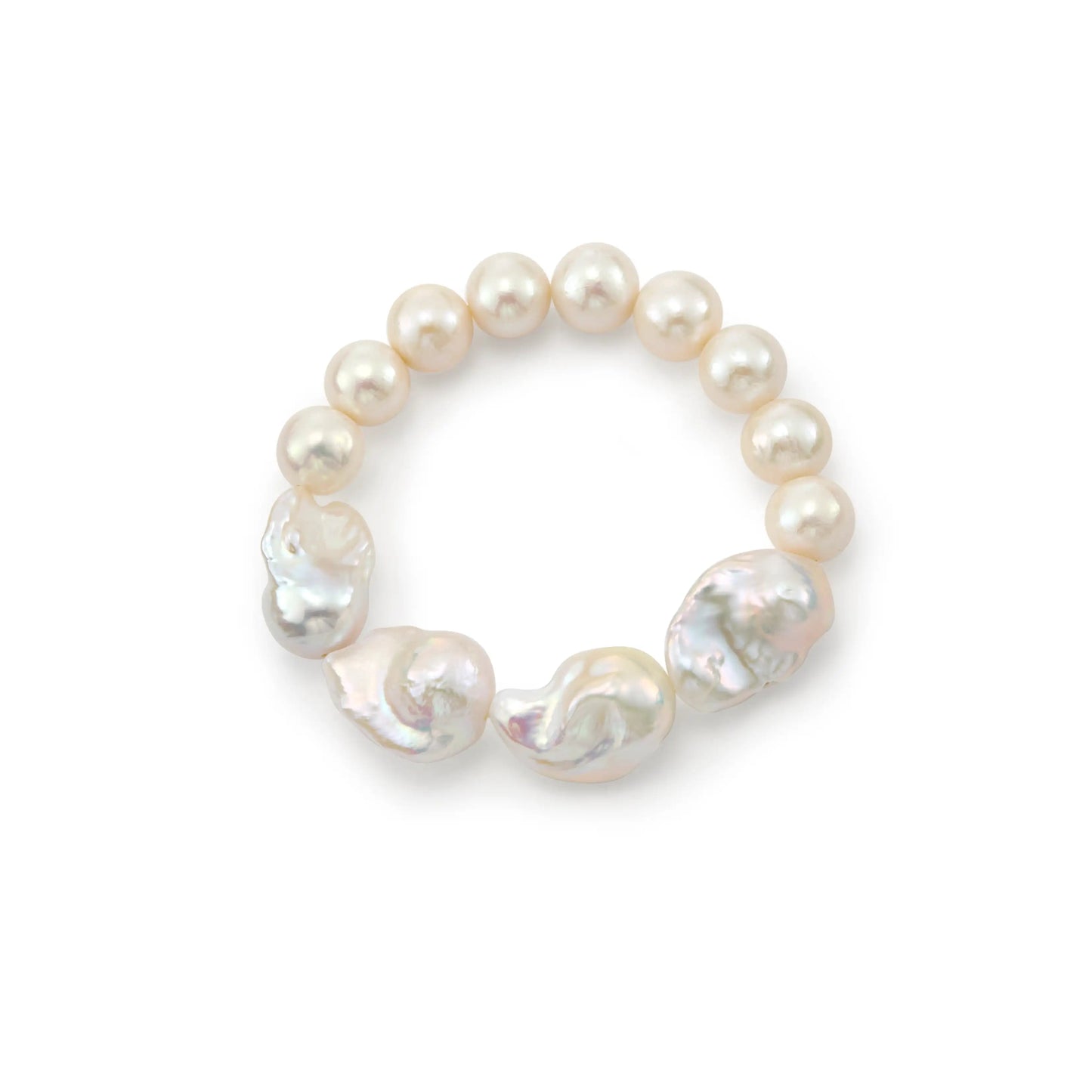big high quality baroque pearl bracelet close up