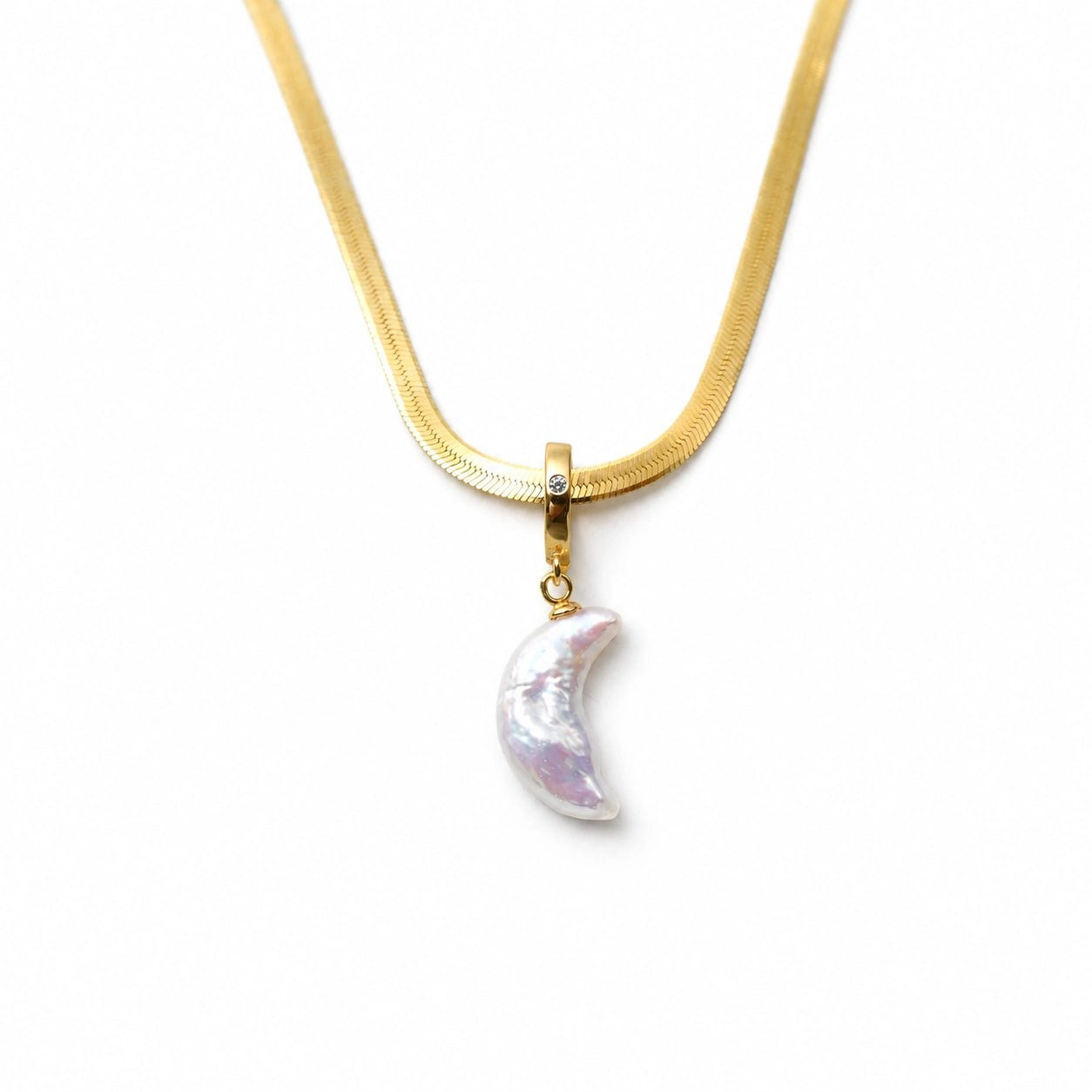 Magni | White Moon 18k Gold Snake Chain Pendant