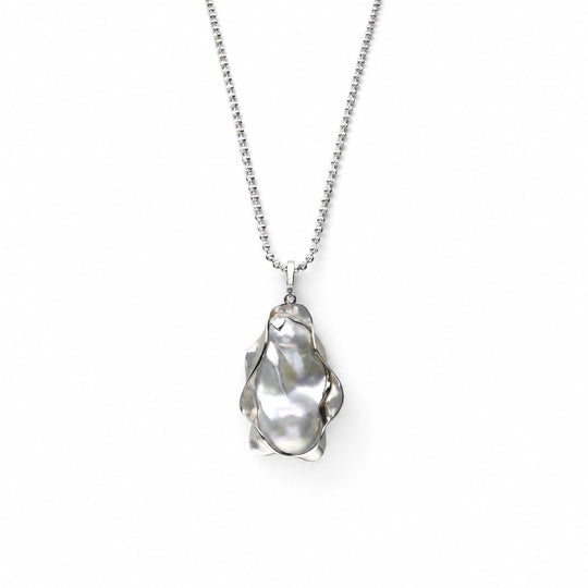 matax-gray-baroque-pearl-silver-frame-pendant-luminous-iridescent-pearl